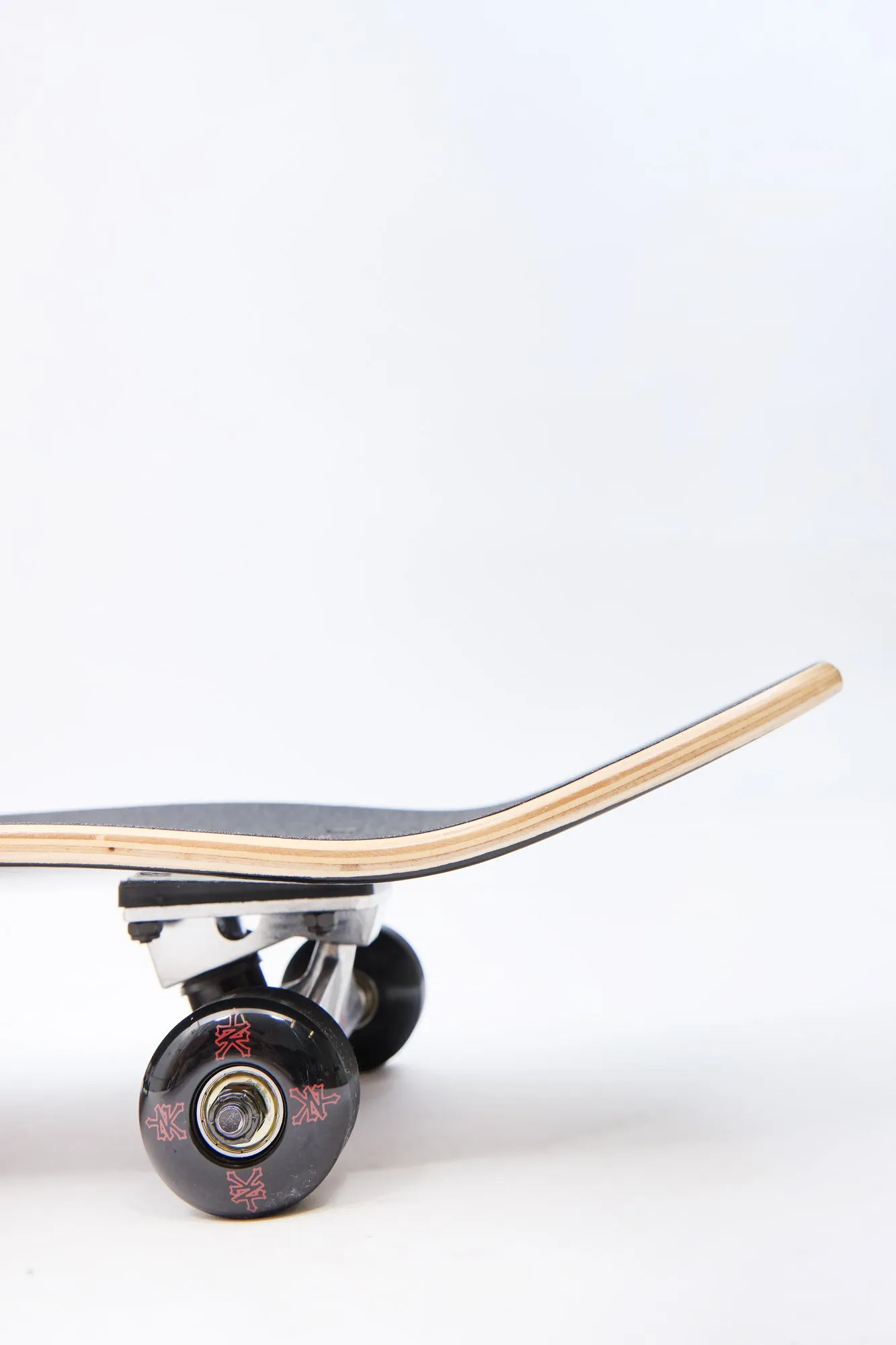 Skateboard imprimé logo rouge Zoo York 7.75"
